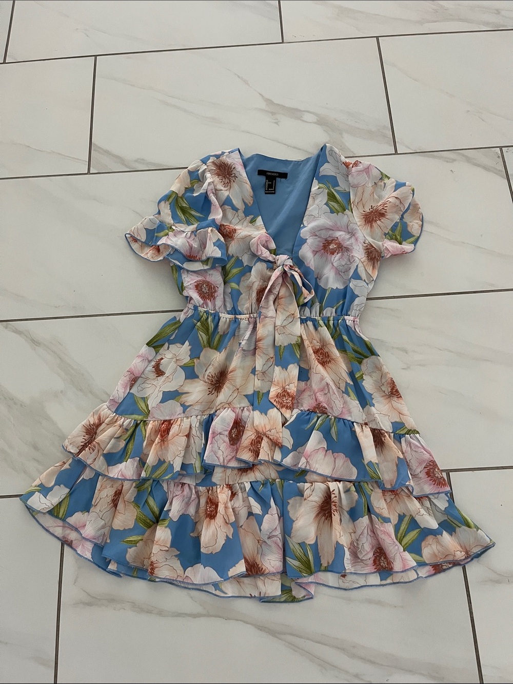 Women’s Blue Floral Tie-Front Tiered Dress